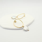 keishi wavy circle earrings