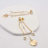 ripple column earrings white