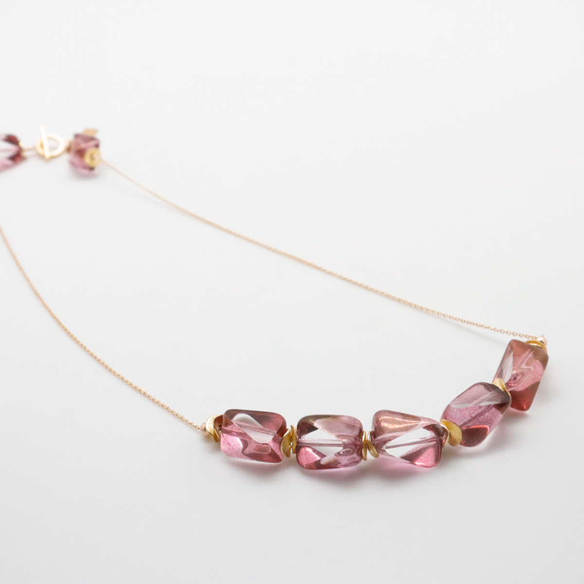 chloe necklace rose